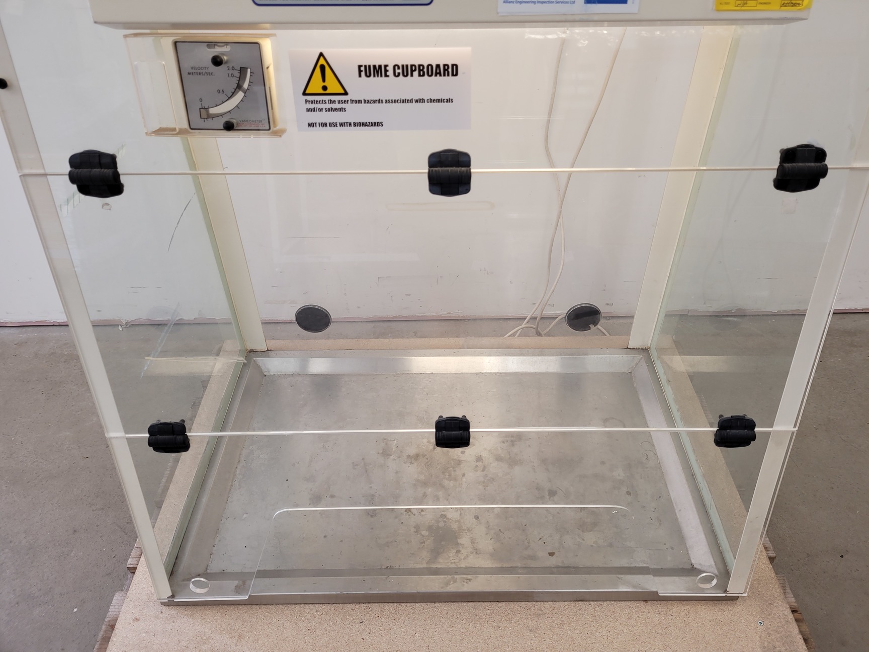 Image of Bigneat Fume Cupboard  Model - Filtair 1004BC Lab