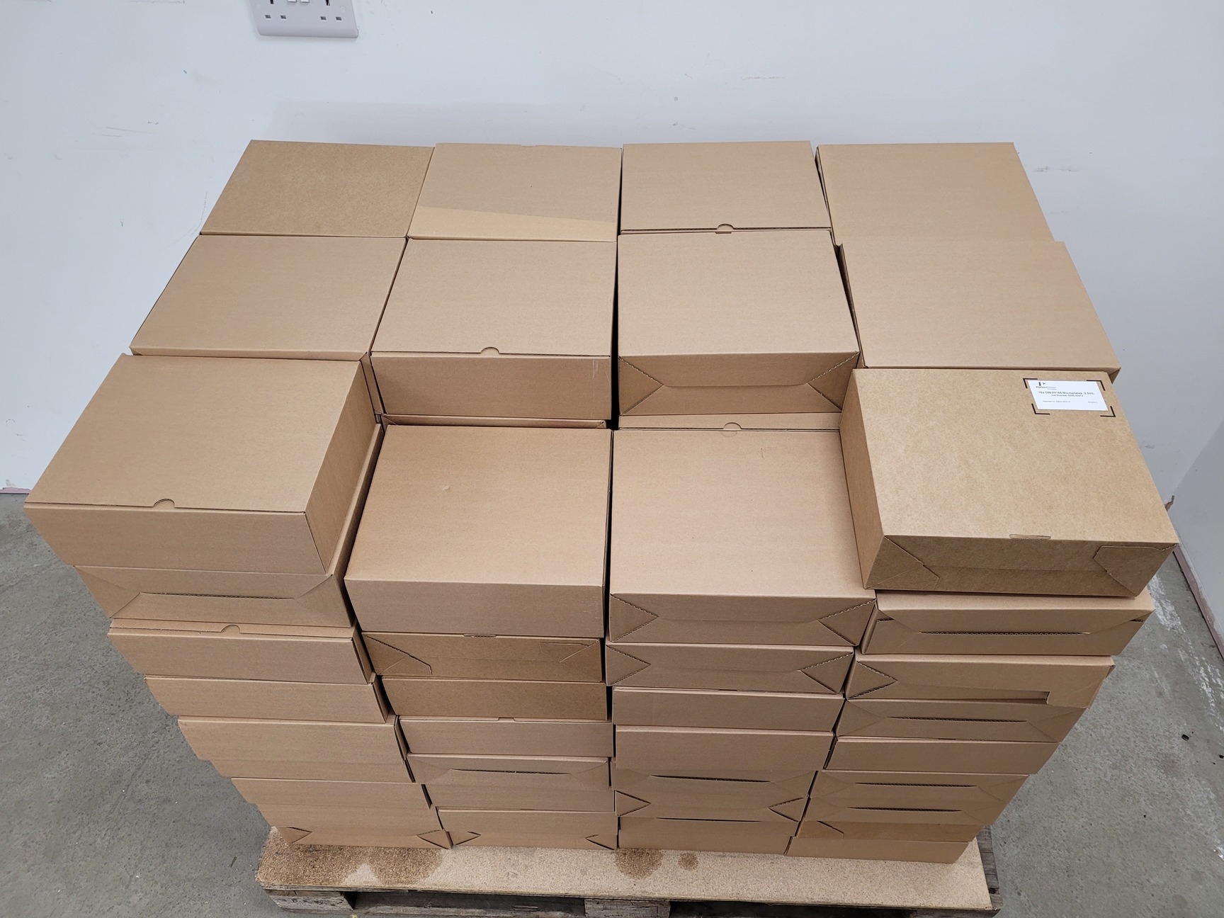Image of 106 Boxes of Perkin Elmer 10 x DW PP-96 Microplates 2.5ml Lab