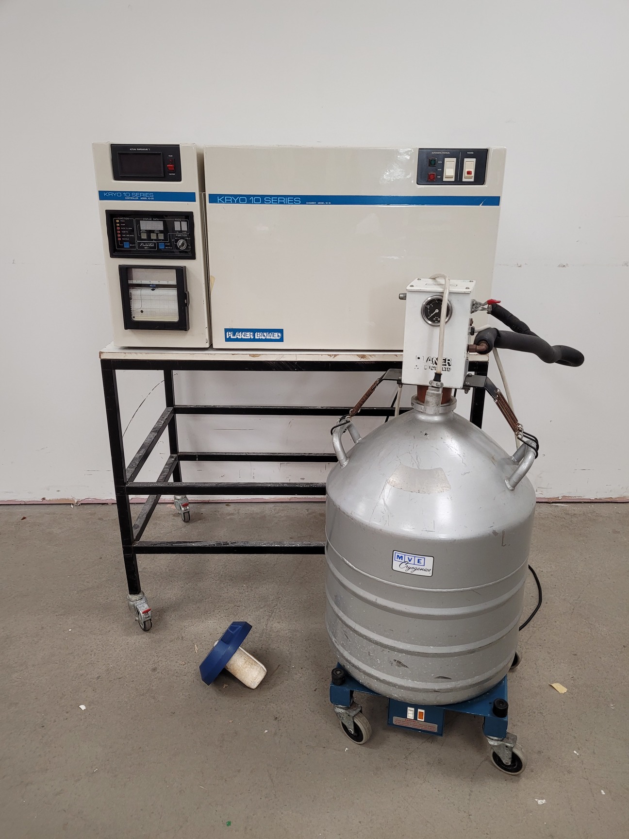 Image of Planer Biomed Kryo 10 Series Automated Laboratory Freezer Cryostat Lab