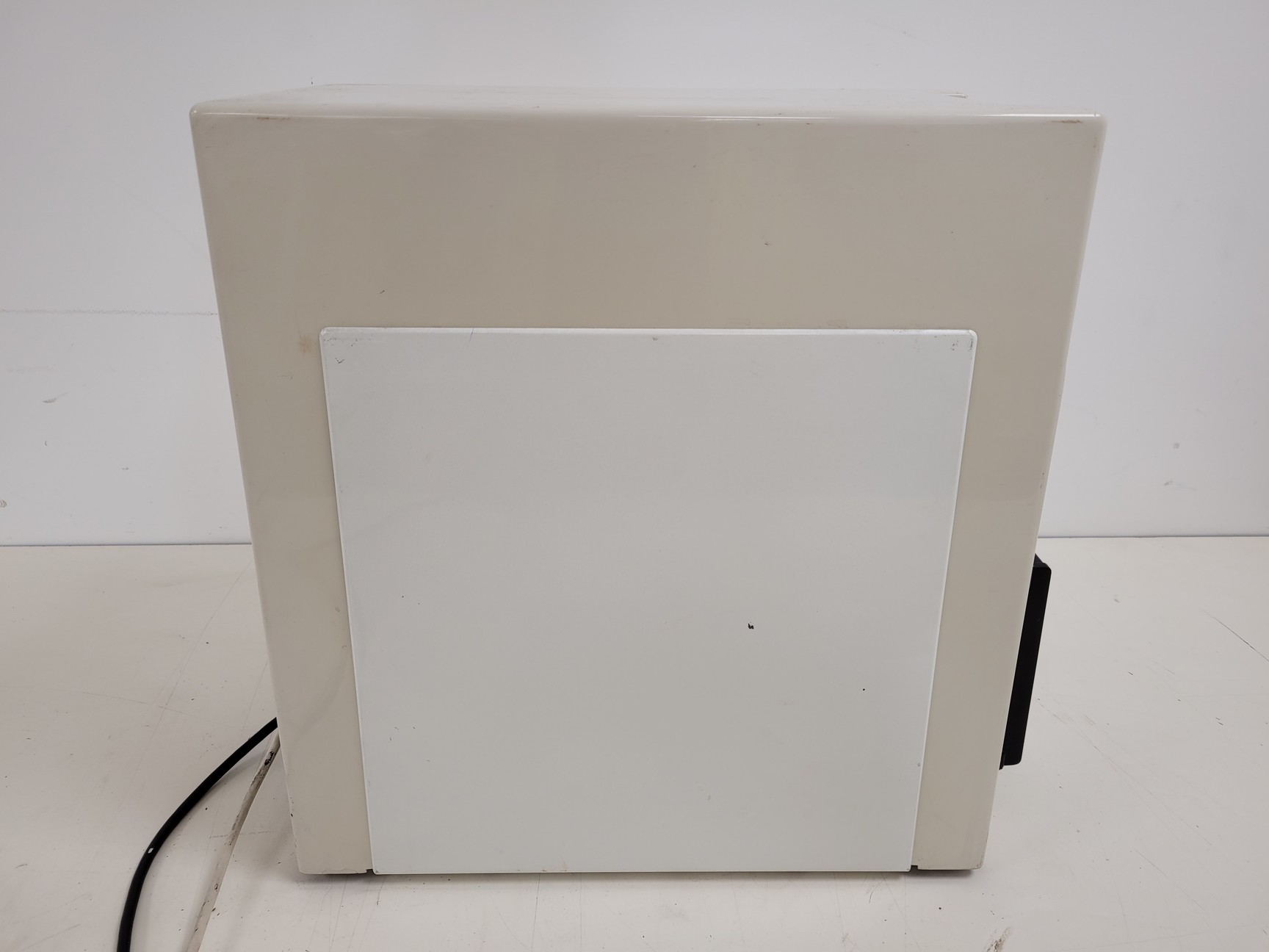 Image of Planer Biomed Kryo 10 Series Automated Laboratory Freezer Cryostat Lab