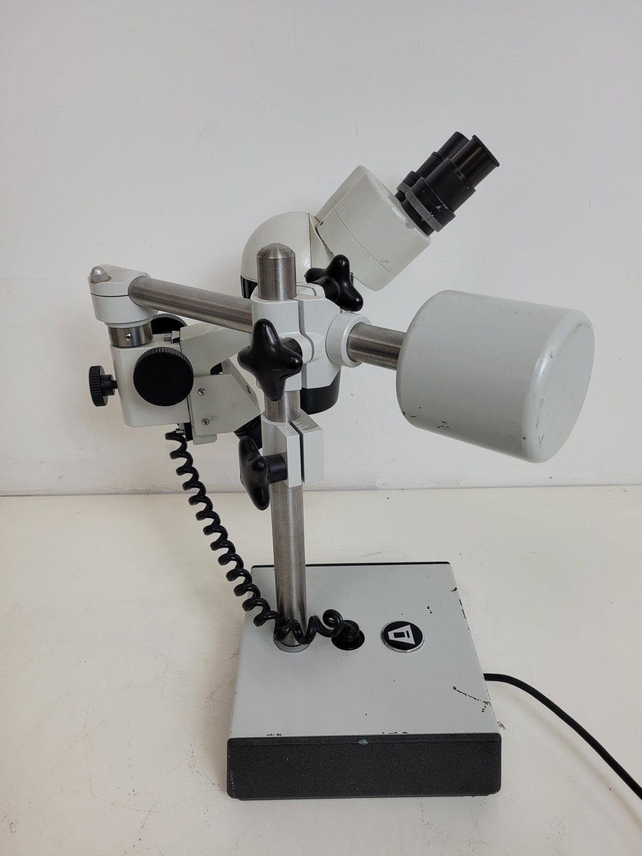 Image of Vickers Instruments Long-Arm Stereo Zoom Microscope Lab