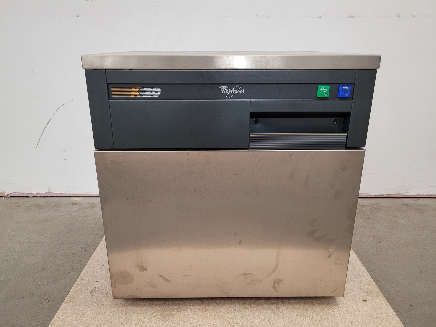 Image of Whirlpool Automatic Ice Maker Machine  Model - K10 Lab