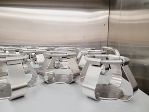 Thumbnail image of Kuhner Floor Standing Laboratory Incubator Shaker  Model - ISF-1-W Lab