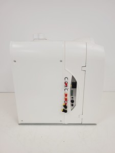 Thumbnail image of Millipore Advantage 10 Water Purification System  CN ZRX0003T0 Lab