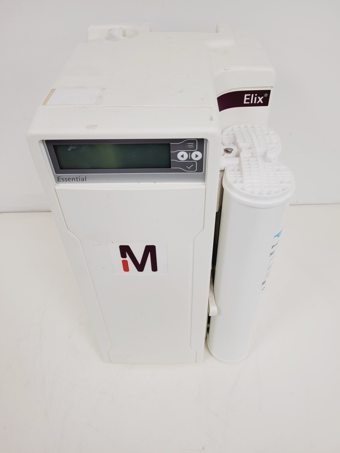 Image of Millipore Elix Essential 10 UV Water Purification System  Cat no. ZLXEV10WW Lab