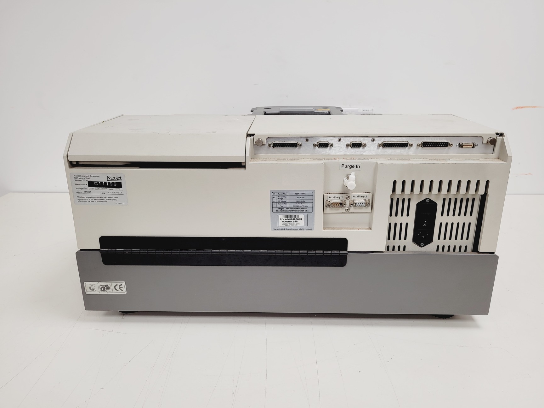 Image of Nicolet Magna-IR 560 Spectrophotometer lab