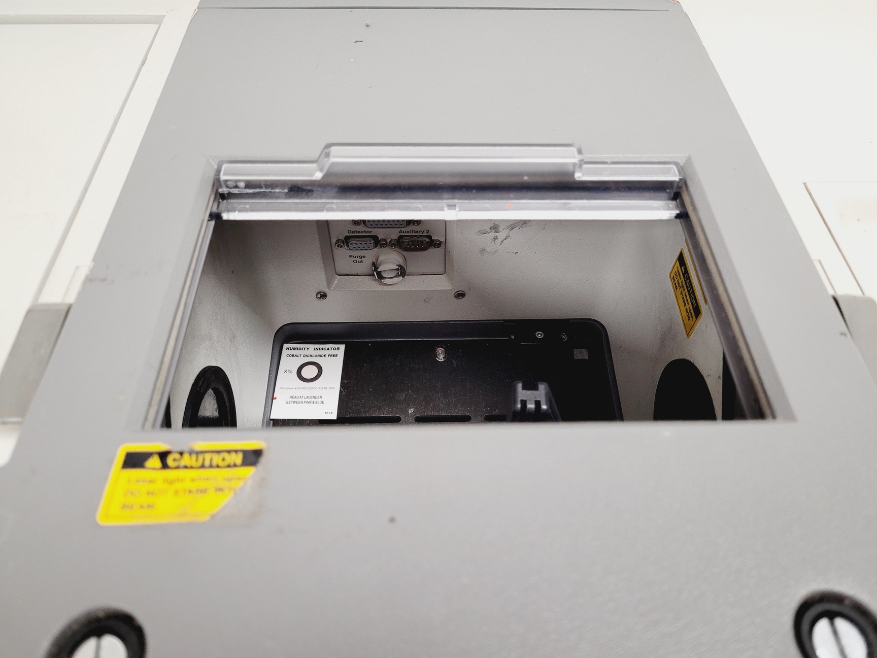 Image of Nicolet Magna-IR 560 Spectrophotometer lab