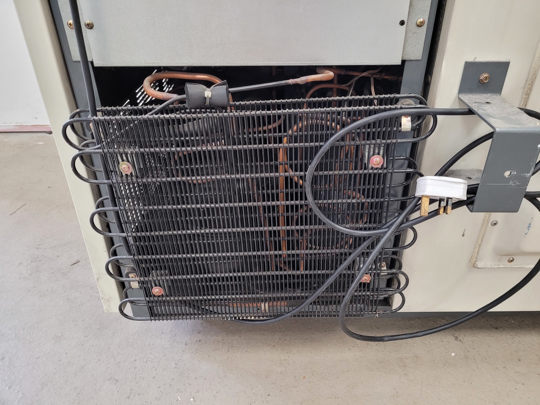 Image of Sanyo MDF-392 Ultra Low Temperature Freezer Lab - Spares/Repairs