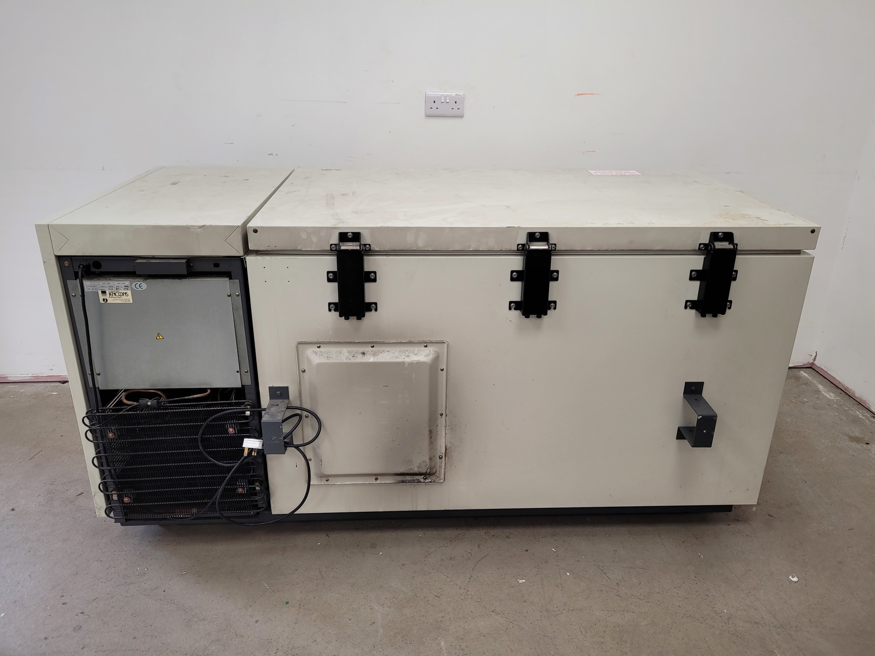 Image of Sanyo MDF-392 Ultra Low Temperature Freezer Lab - Spares/Repairs