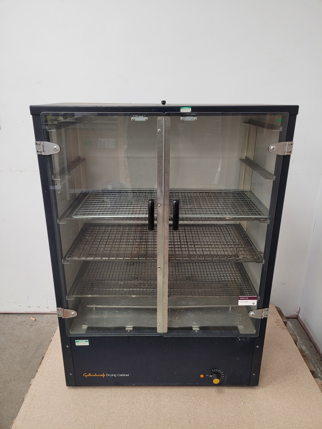 Image of Gallenkamp 200L Twin Door Drying Cabinet Cat no. OVL-220-010W with 5 Shelves Lab