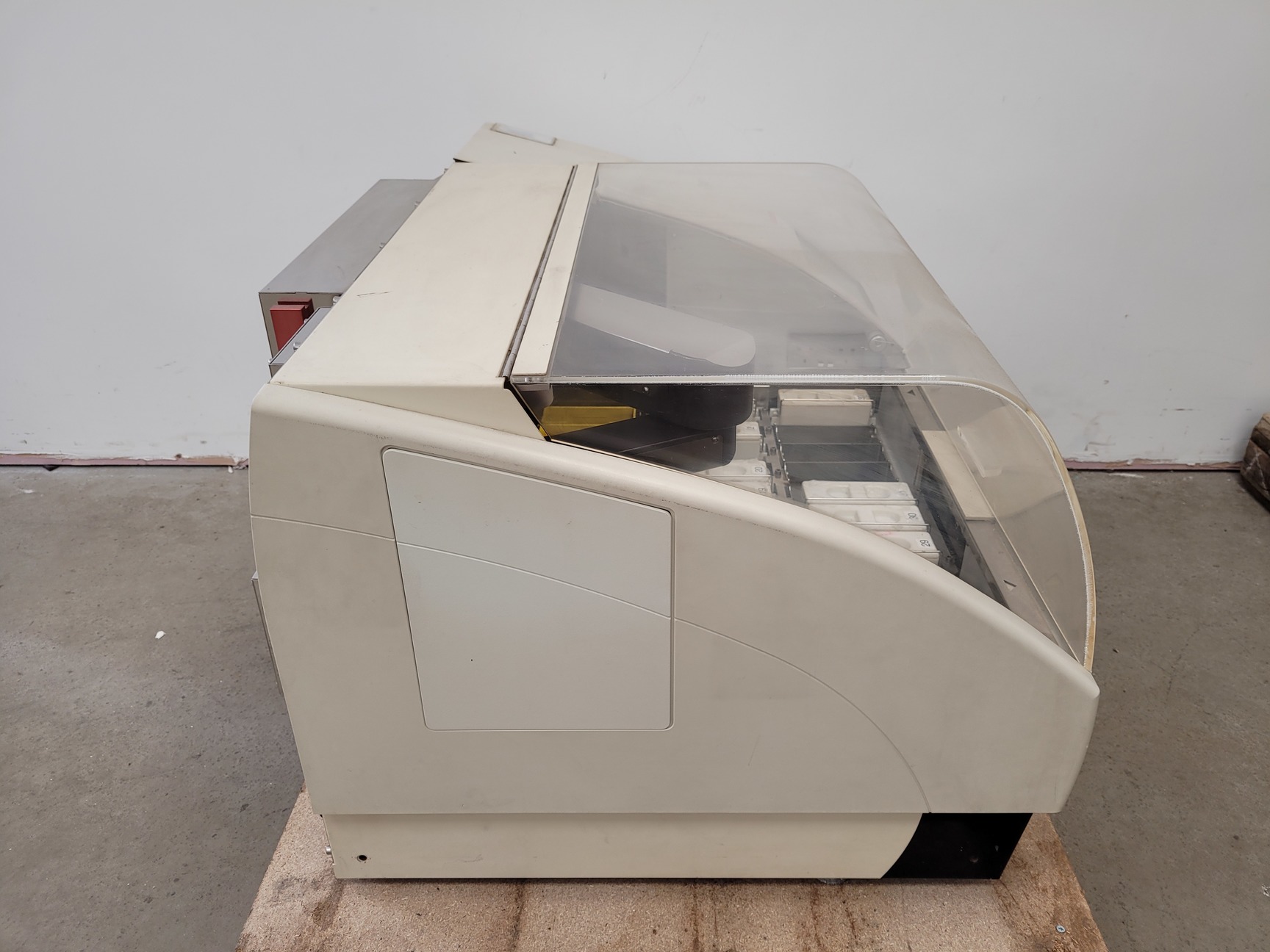 Image of Leica ST5020 Multistainer Slide Stainer Cat no. 047533623 Lab