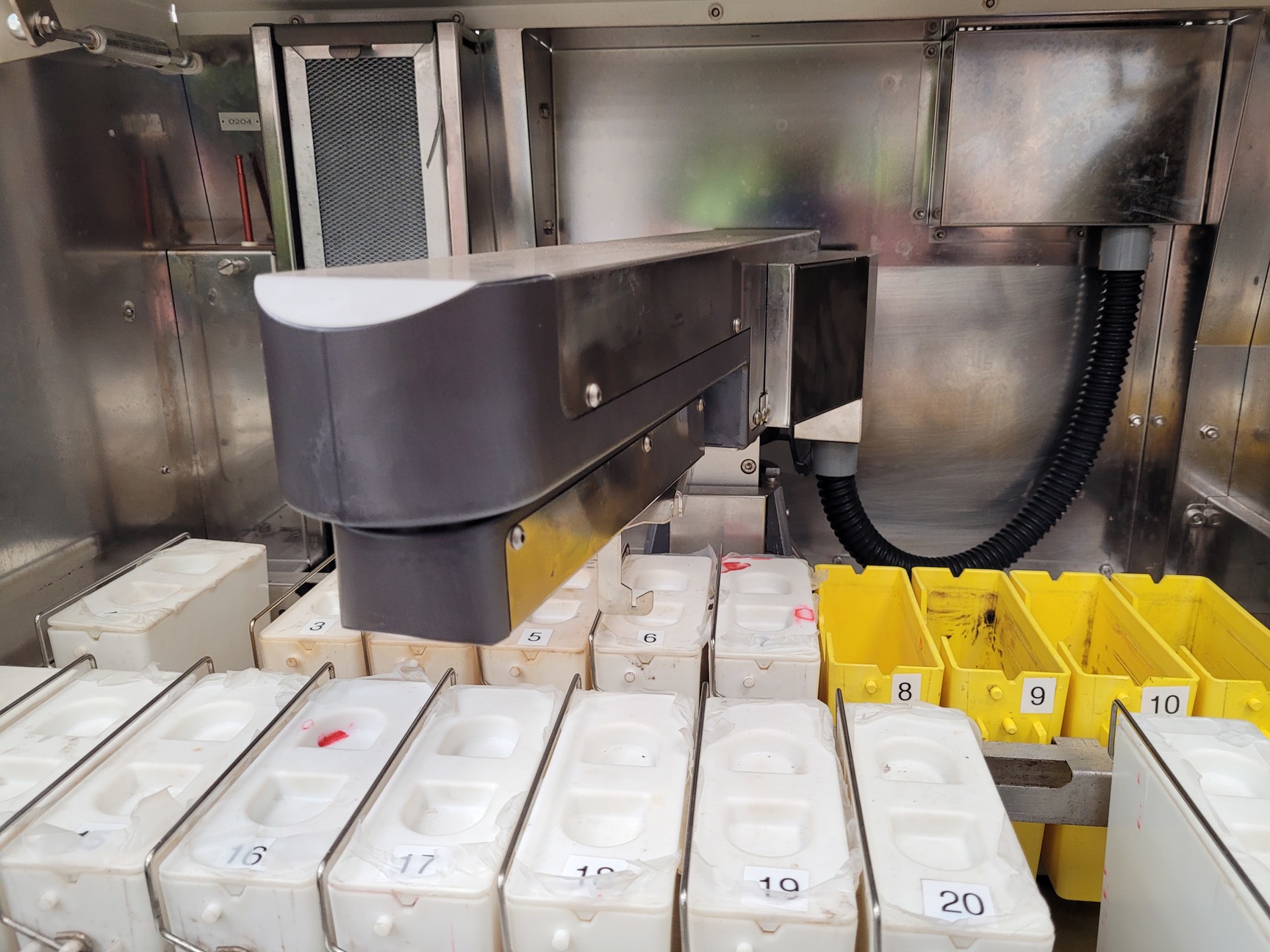 Image of Leica ST5020 Multistainer Slide Stainer Cat no. 047533623 Lab