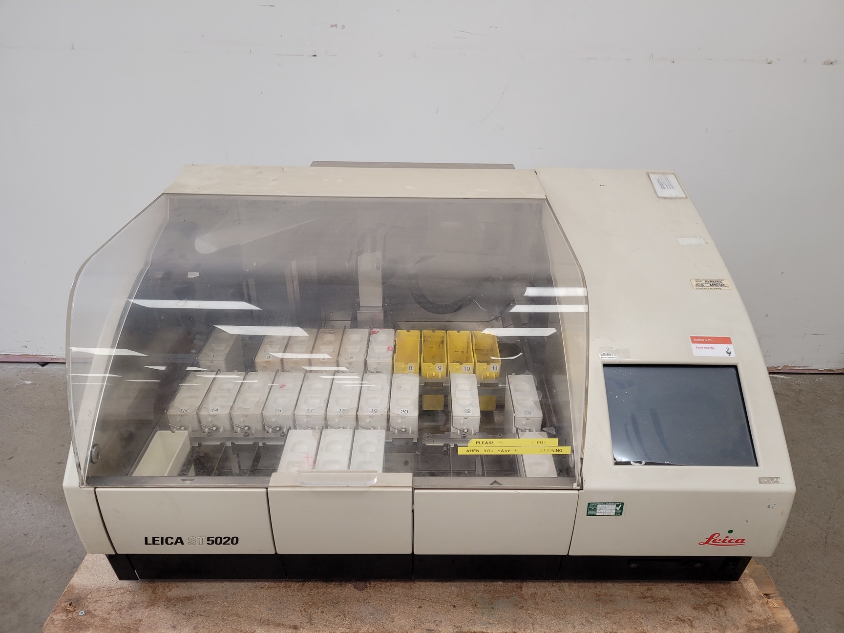 Image of Leica ST5020 Multistainer Slide Stainer Cat no. 047533623 Lab