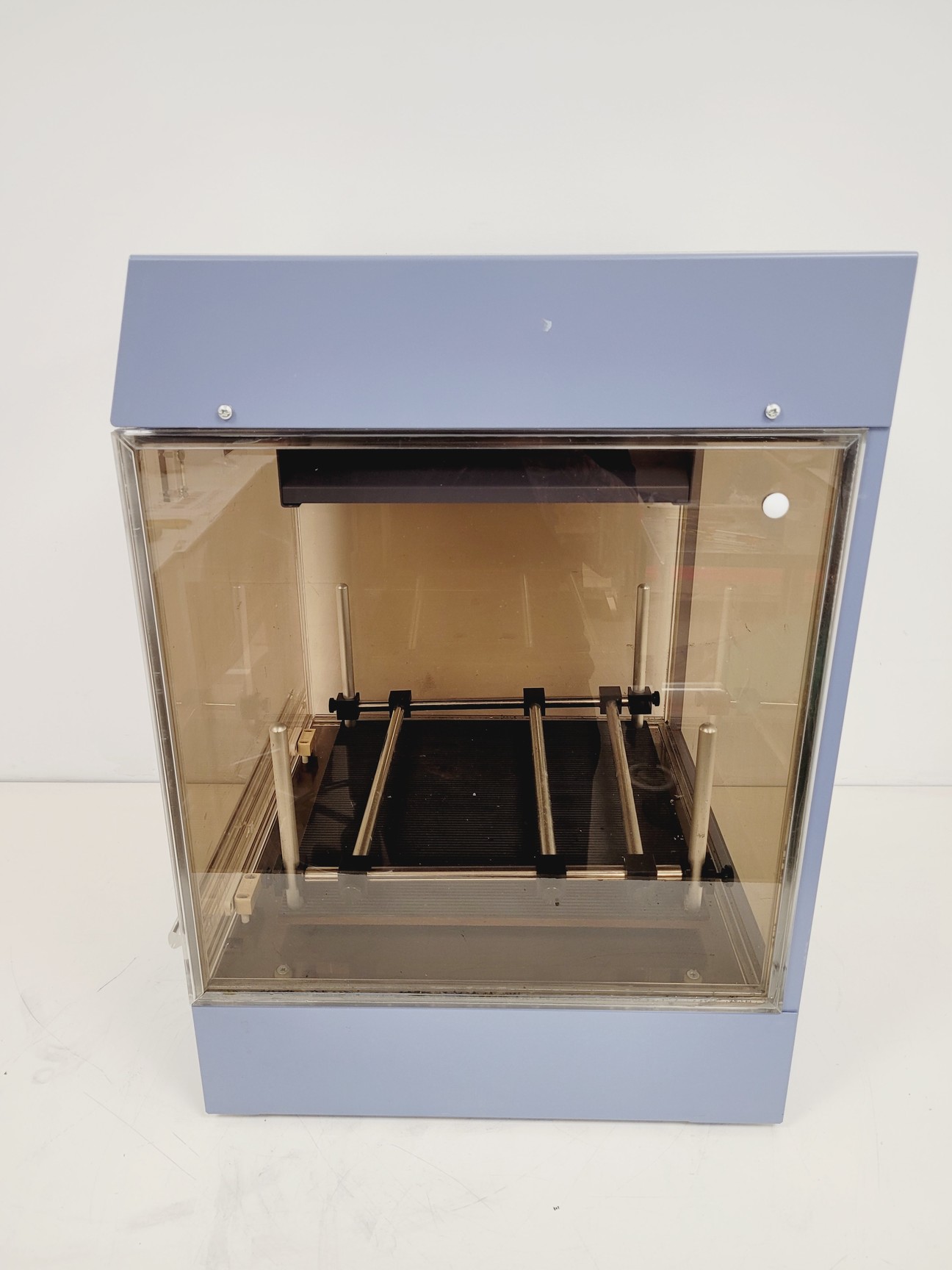 Image of Stuart SI50 Orbital Incubator Platform Shaker Lab