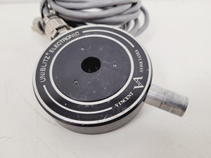 Thumbnail image of UniBlitz Shutter Driver & 3 x LS6T2 Shutters Model D122 Lab