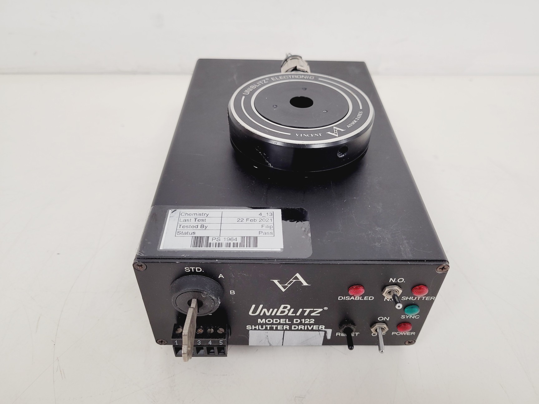 Image of UniBlitz Shutter Driver Mod LS6T2 & Shutter Model D122 Lab