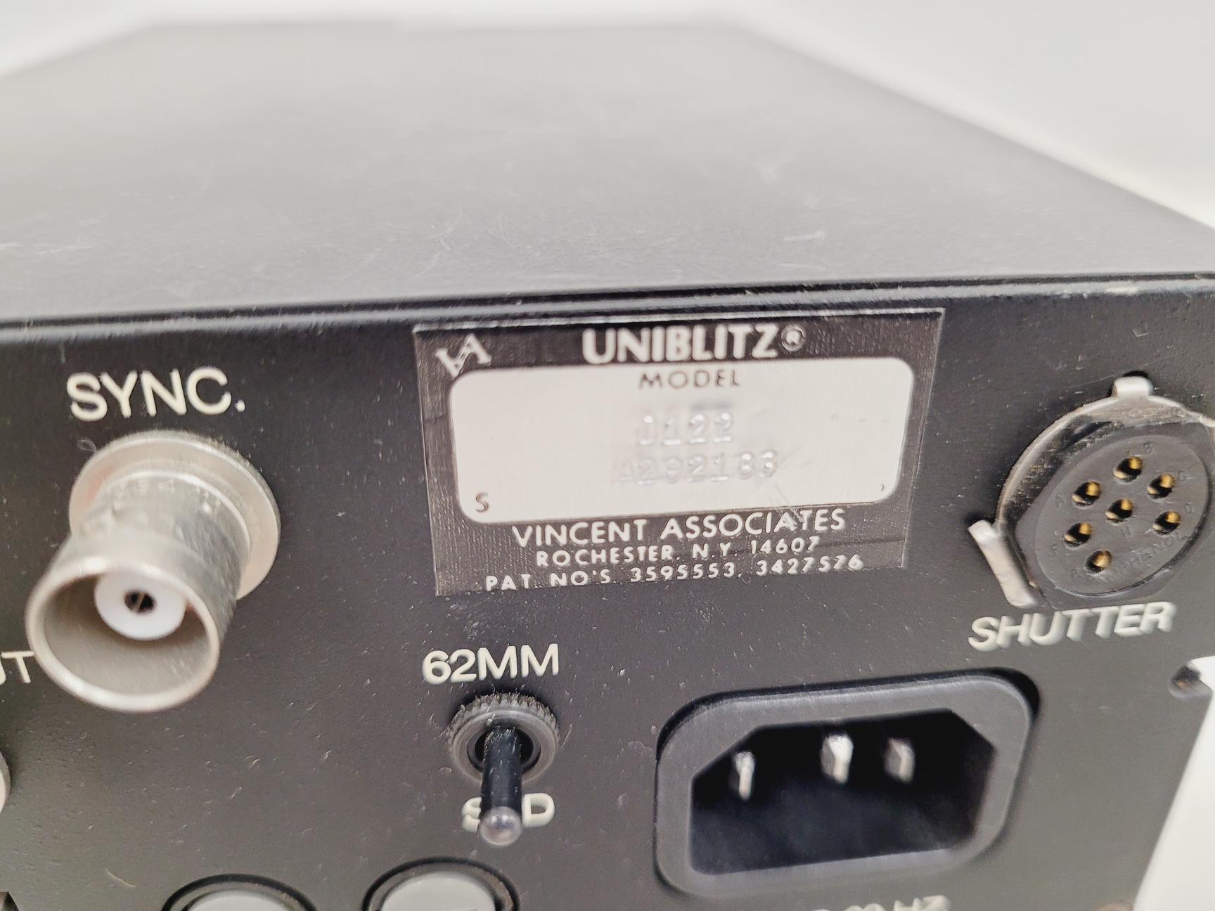 Image of UniBlitz Shutter Driver Mod LS6T2 & Shutter Model D122 Lab