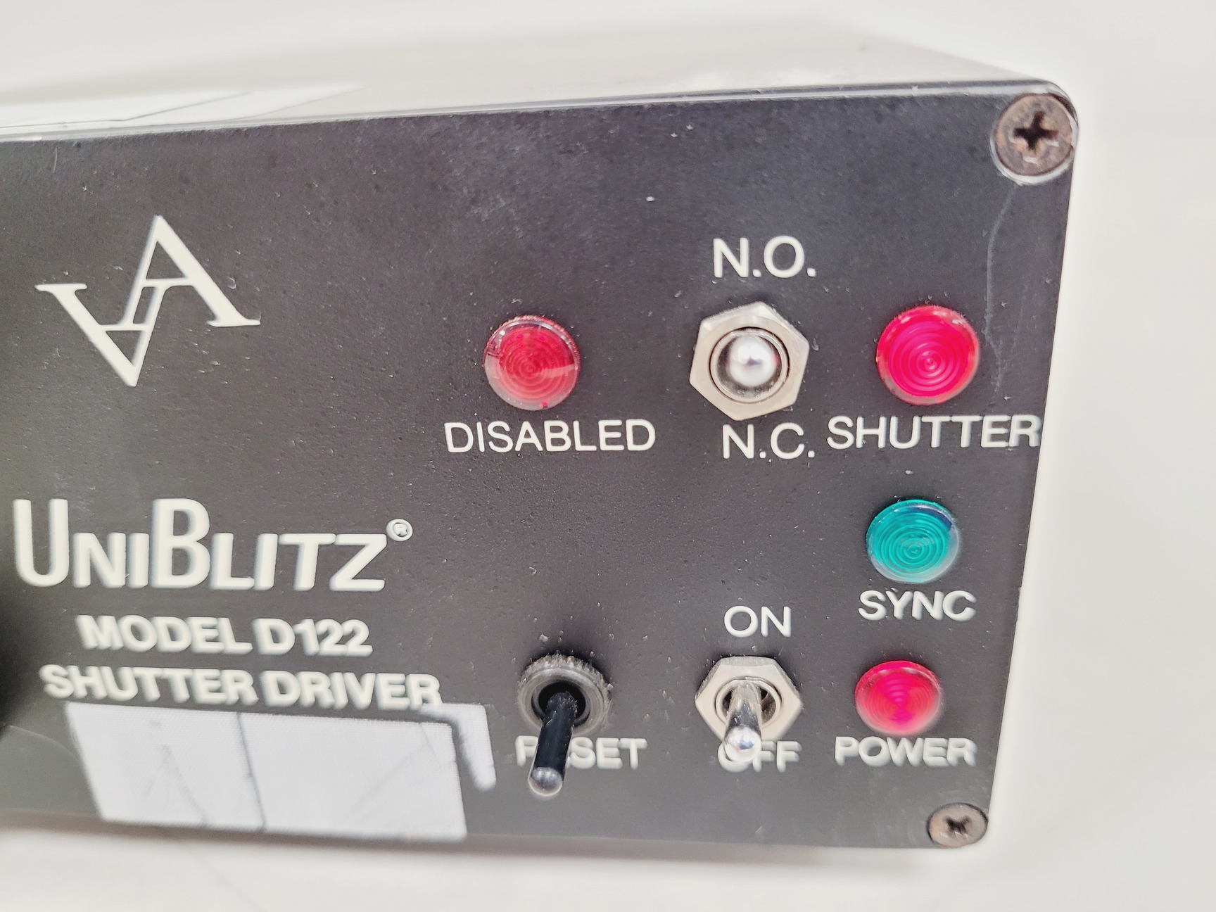 Image of UniBlitz Shutter Driver Mod LS6T2 & Shutter Model D122 Lab