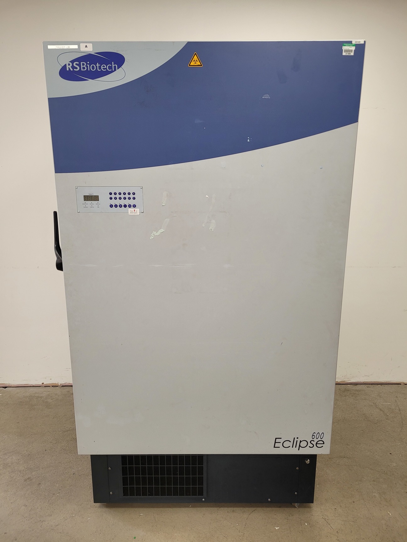 Image of RS Biotech Eclipse 600 Ultra-Low Temperature Freezer Part no. 05600-230 Lab
