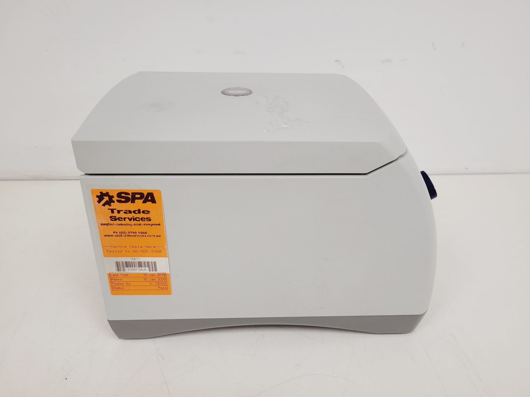 Image of Eppendorf Benchtop Centrifuge Model - 5418 + 14000rpm Rotor  FA-45-18-11 Lab