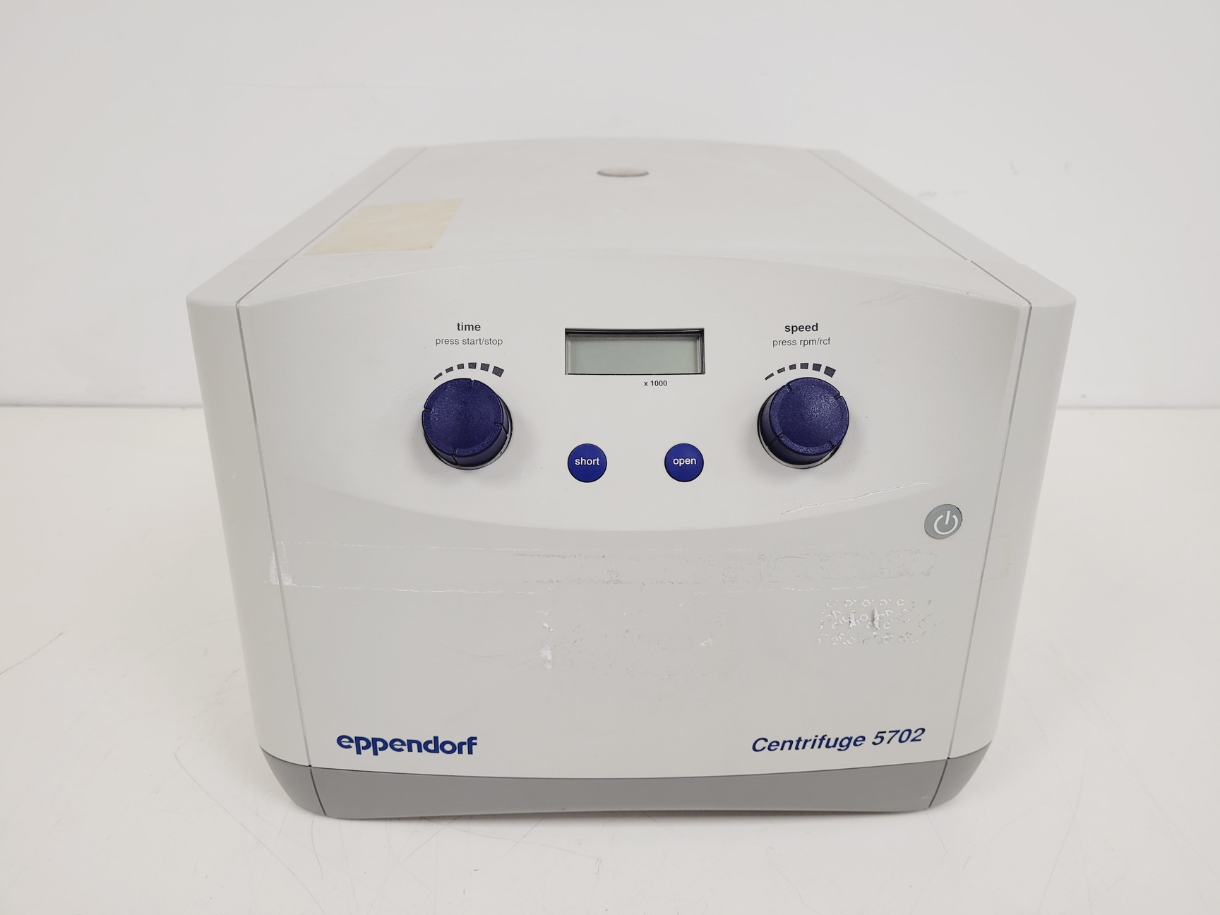 Image of Eppendorf Benchtop Centrifuge - 5702 + 4400RPM 5702/R A-4-38 Bucket Rotor Lab