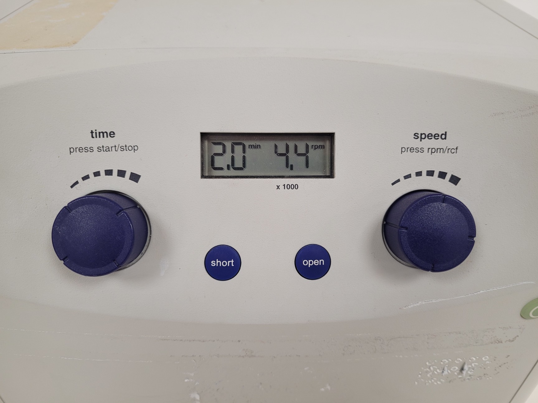 Image of Eppendorf Benchtop Centrifuge - 5702 + 4400RPM 5702/R A-4-38 Bucket Rotor Lab