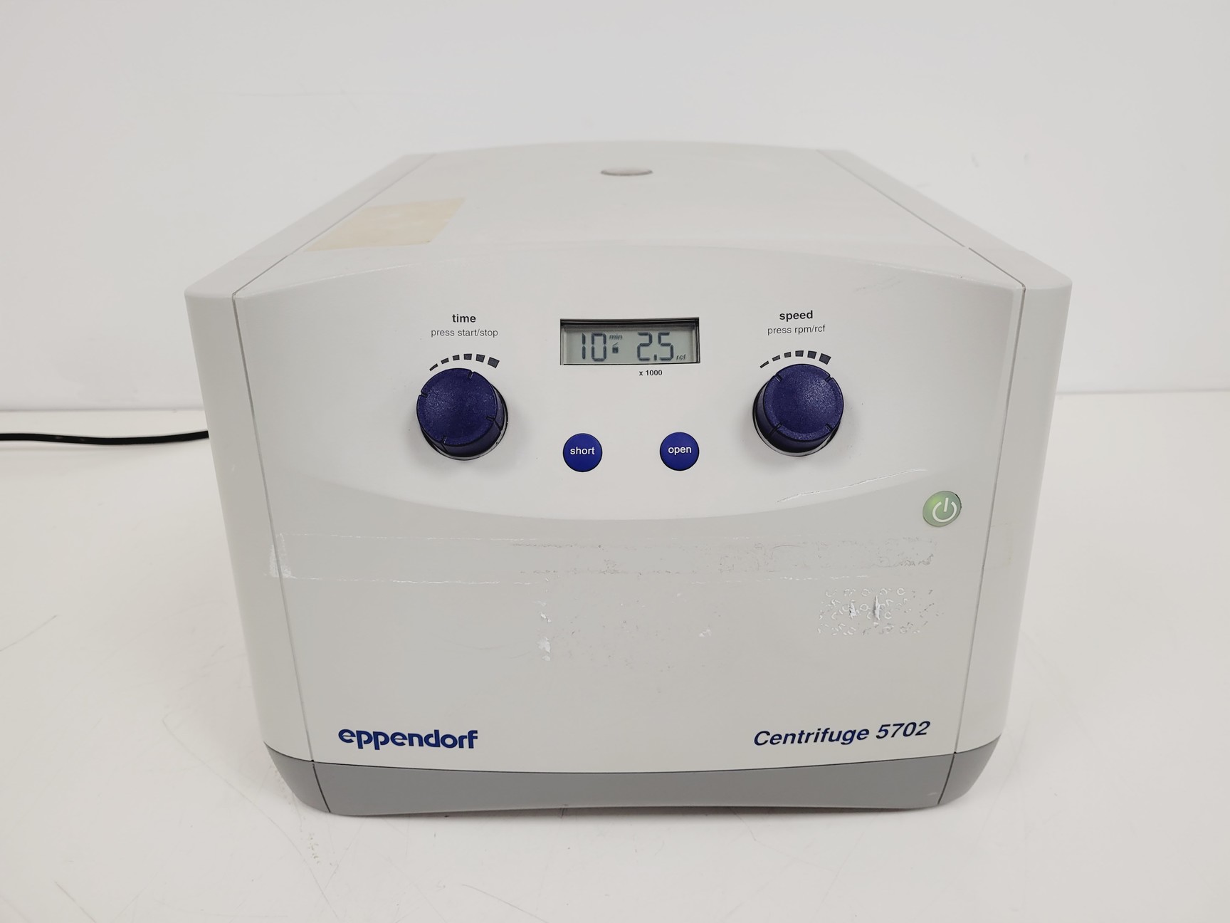 Image of Eppendorf Benchtop Centrifuge - 5702 + 4400RPM 5702/R A-4-38 Bucket Rotor Lab