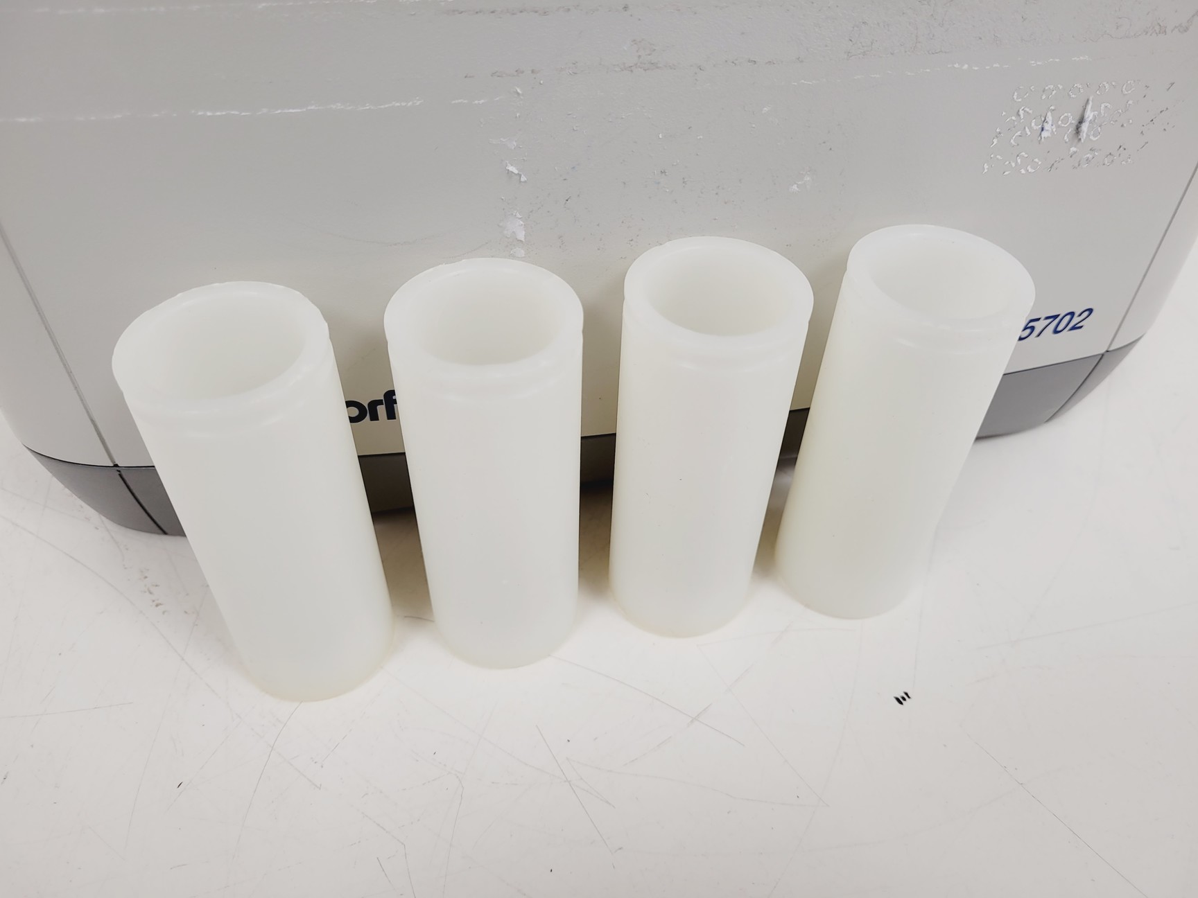 Image of Eppendorf Benchtop Centrifuge - 5702 + 4400RPM 5702/R A-4-38 Bucket Rotor Lab