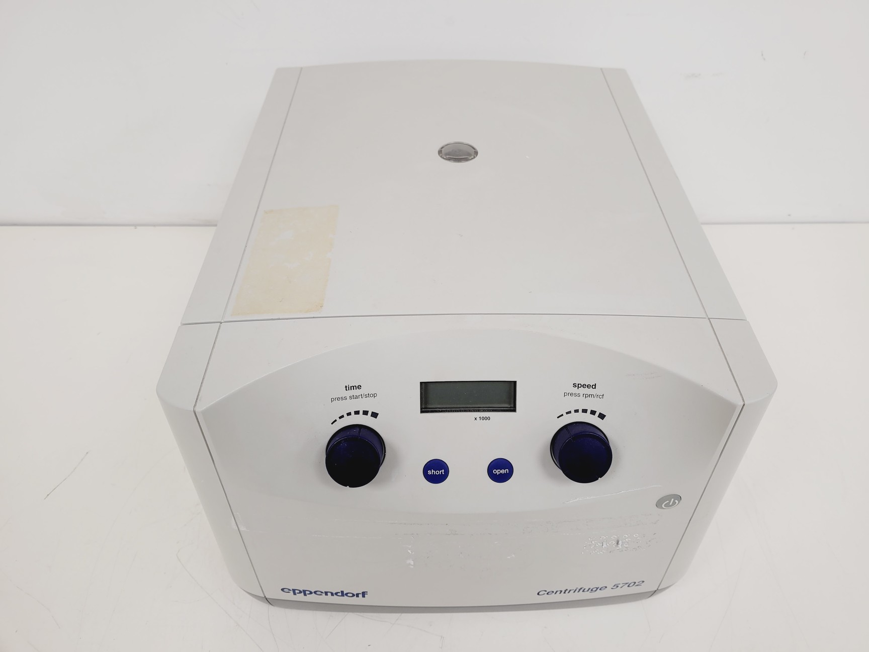 Image of Eppendorf Benchtop Centrifuge - 5702 + 4400RPM 5702/R A-4-38 Bucket Rotor Lab