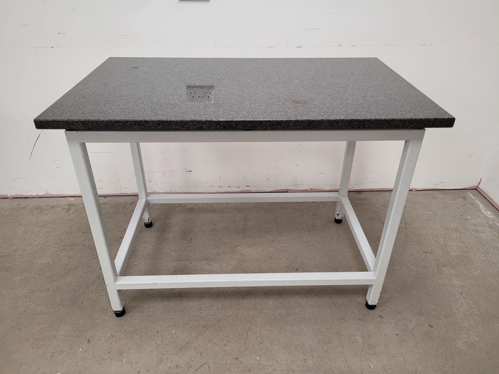 Image of Granite Topped Laboratory Anti Vibration Table 121x73.5cm Lab