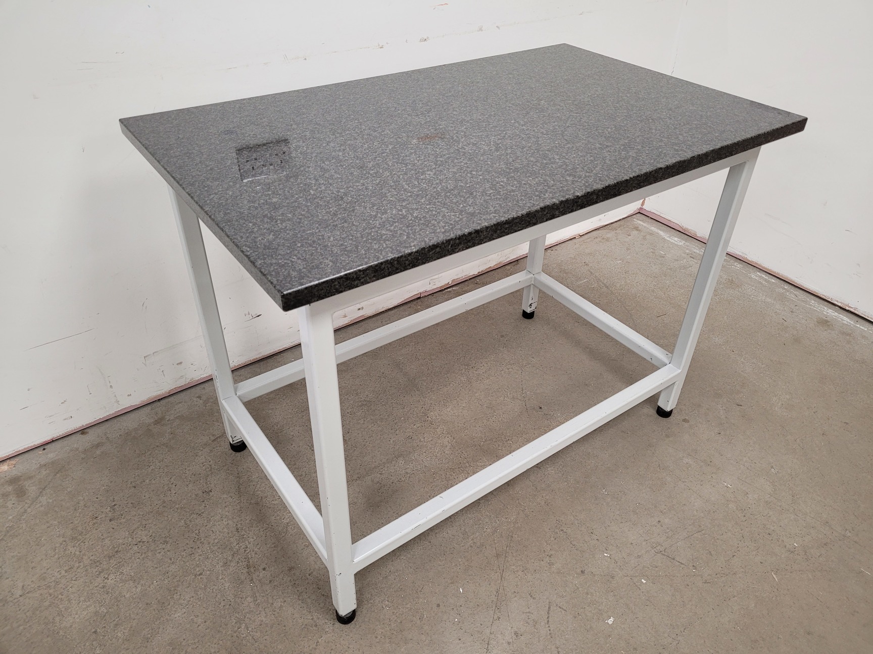 Image of Granite Topped Laboratory Anti Vibration Table 121x73.5cm Lab