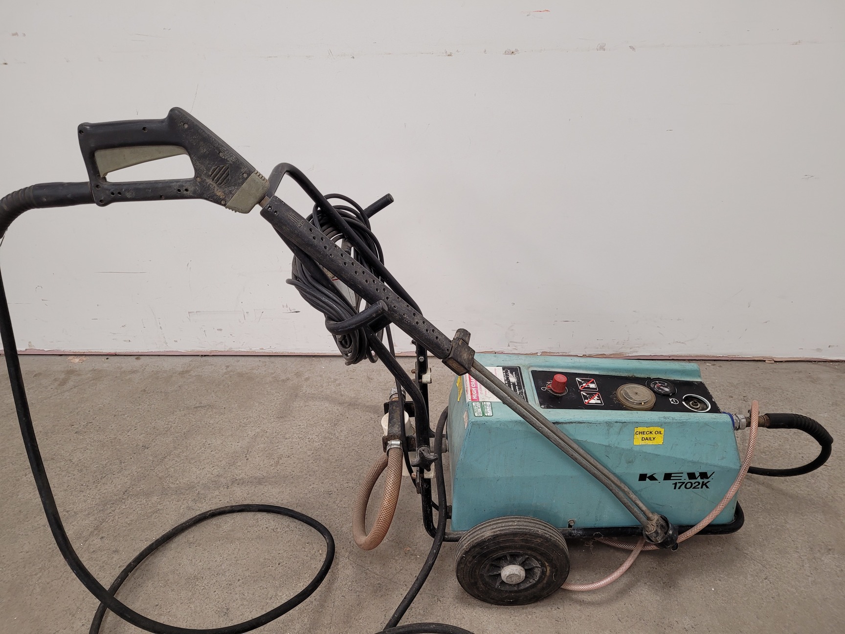 Image of KEW Pressure Washer  Model - 1702K - Missing Cap