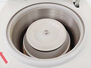 Thumbnail image of Hermle - Labortechnik Refrigerated Centrifuge  Z 233 MK & 14000RPM Rotor Lab