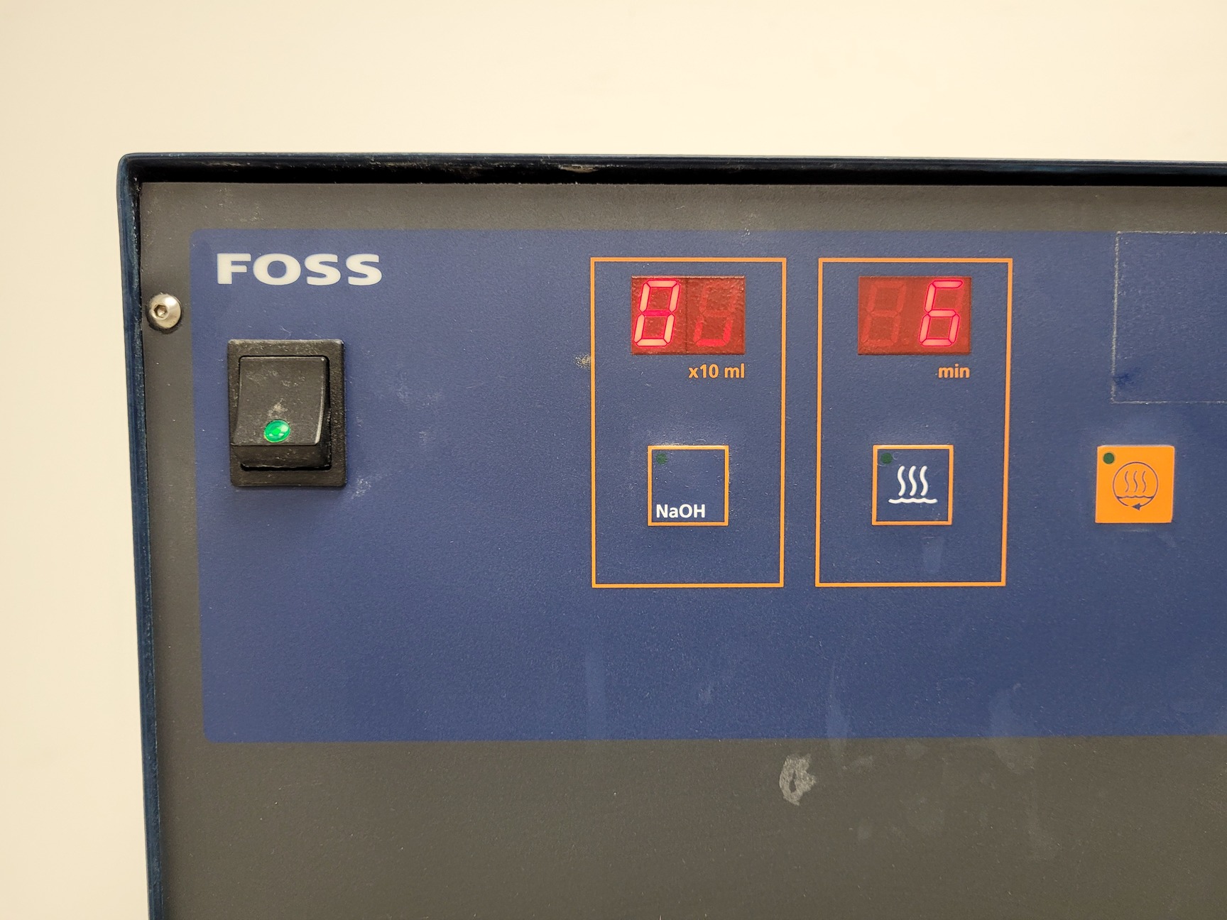 Image of Foss Kjeltec 2100 Distillation Unit Lab