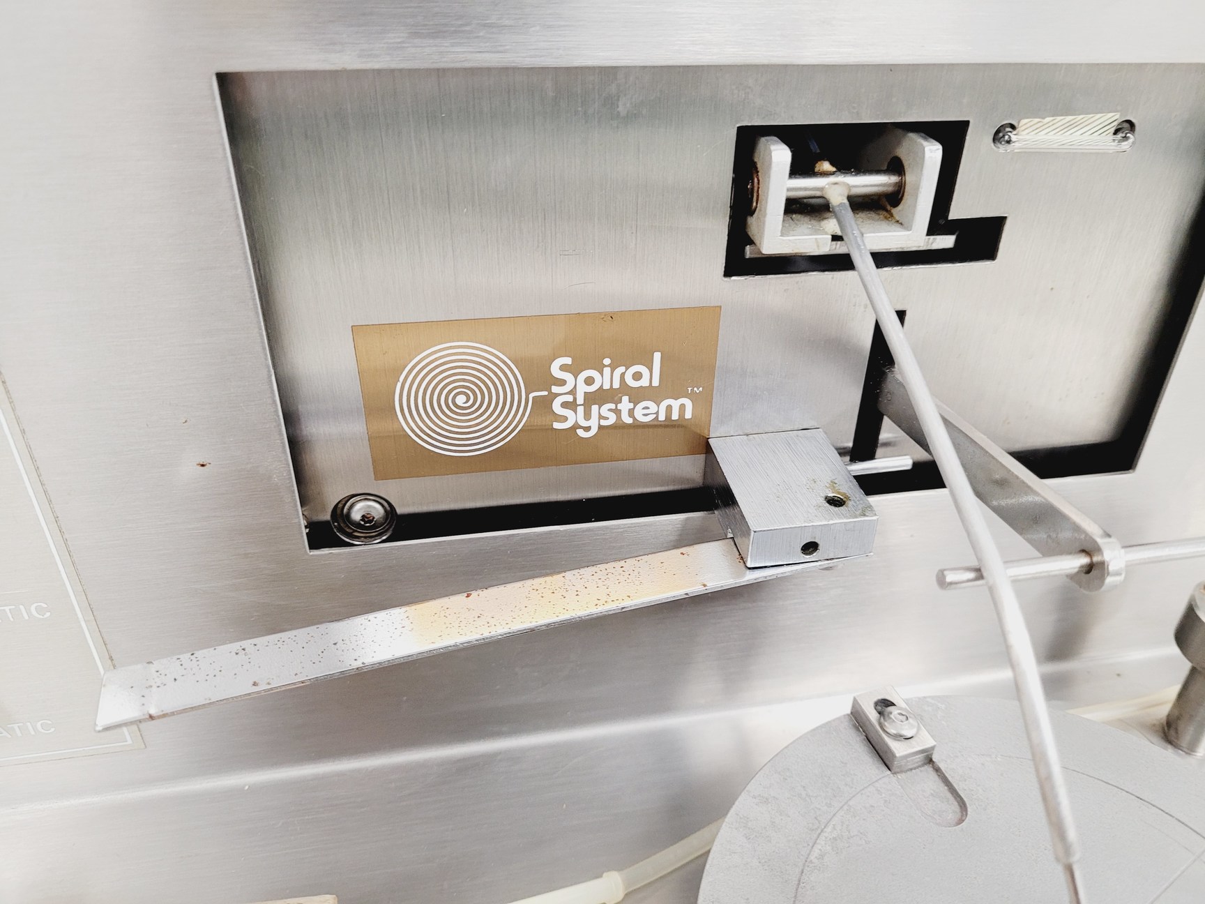 Image of DW Scientific Spiral System  Model - D Spiral Plater Lab