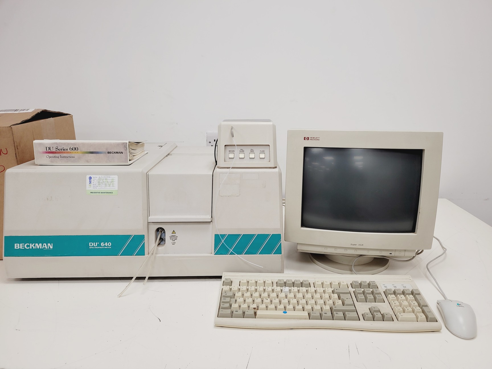 Image of Beckman DU 640 UV/VIS Spectrophotometer Lab