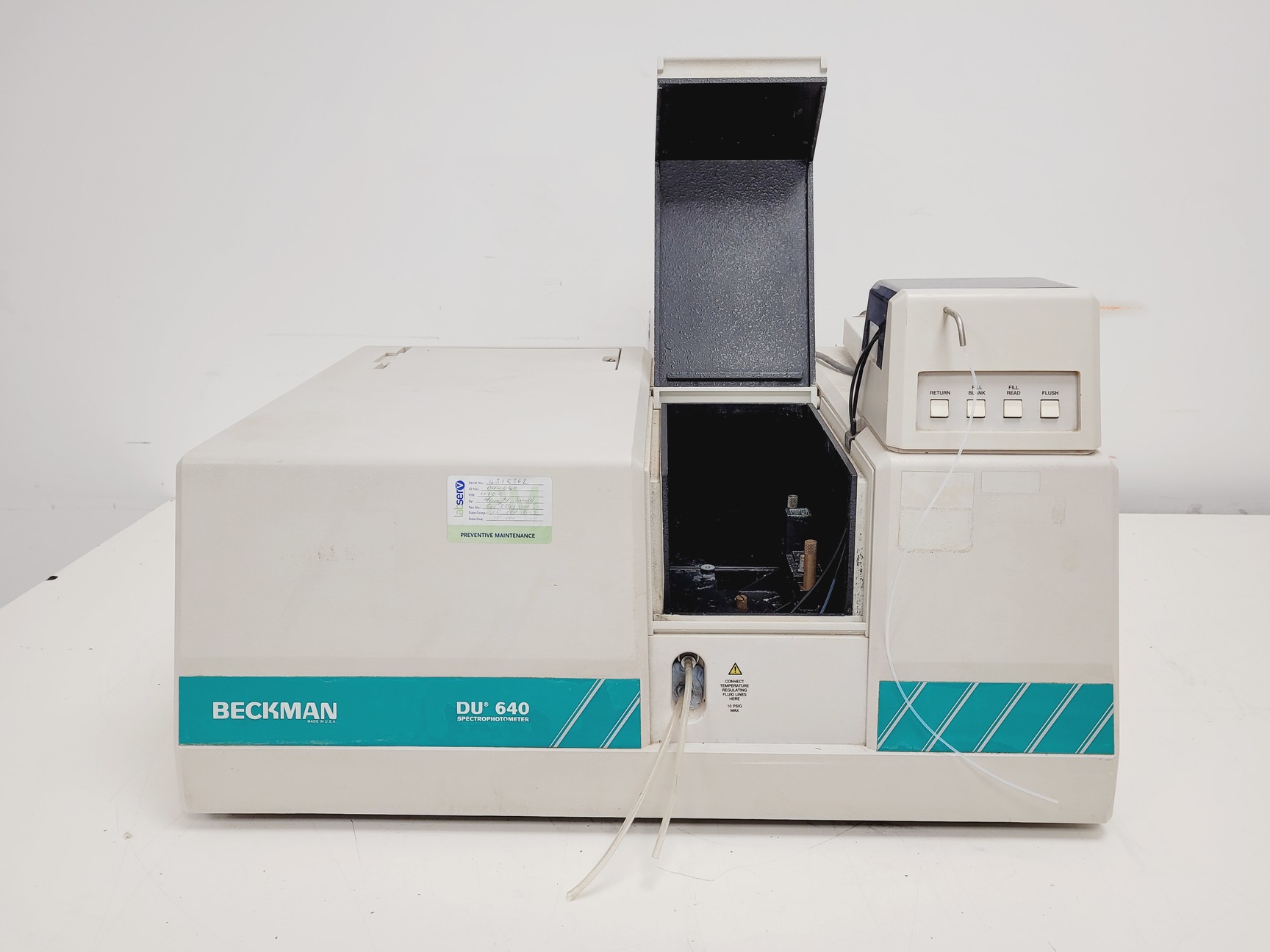 Image of Beckman DU 640 UV/VIS Spectrophotometer Lab