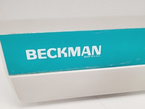 Thumbnail image of Beckman DU 640 UV/VIS Spectrophotometer Lab