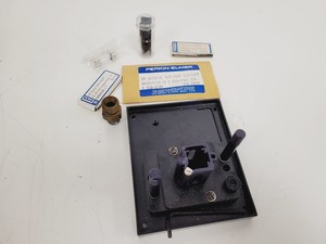 Thumbnail image of Beckman DU 640 UV/VIS Spectrophotometer Lab