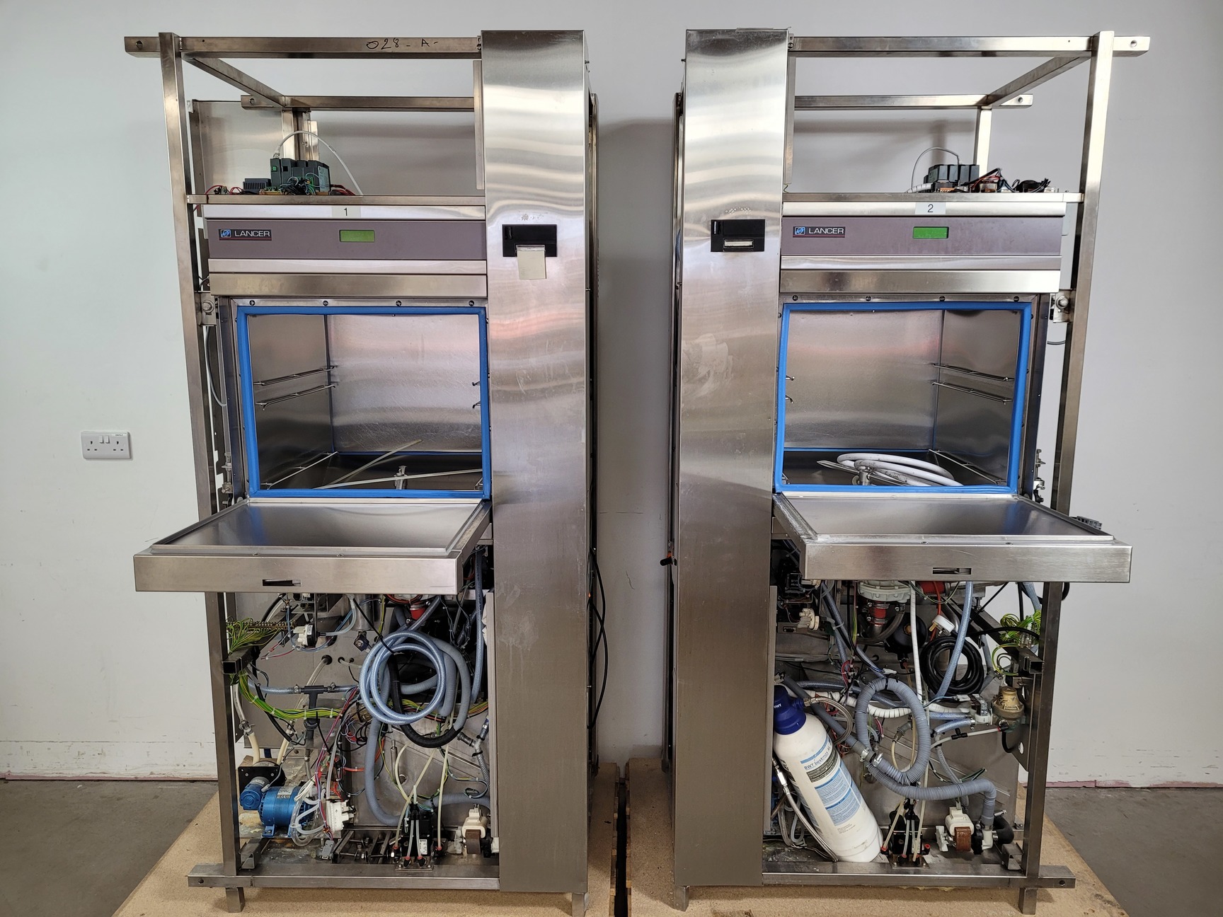 Image of Lancer FC4ASRDUDP Twin Laboratory Double Door Steriliser Unit / Lab Dishwasher