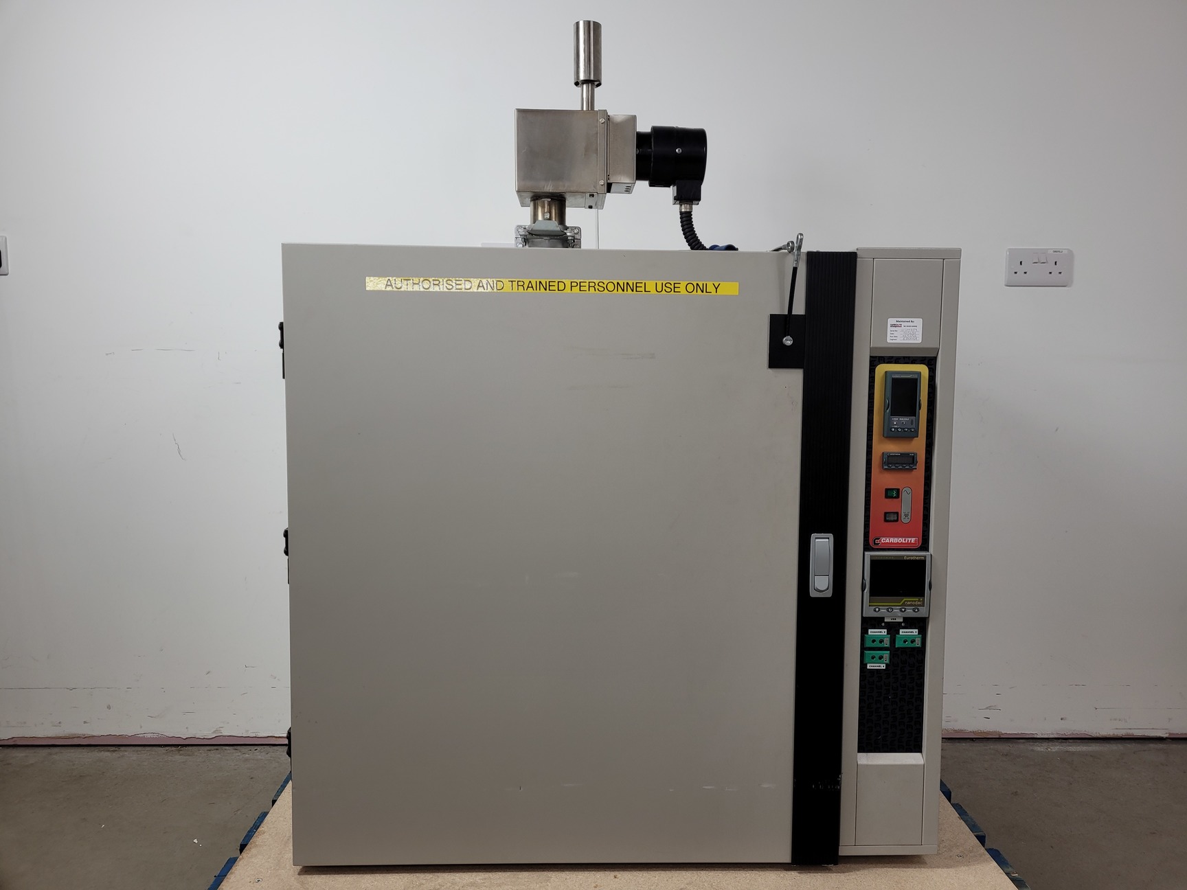 Image of Carbolite LHT6/120 High Temperature Laboratory Oven Lab