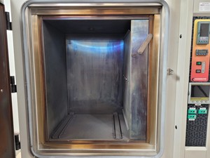 Thumbnail image of Carbolite LHT6/120 High Temperature Laboratory Oven Lab