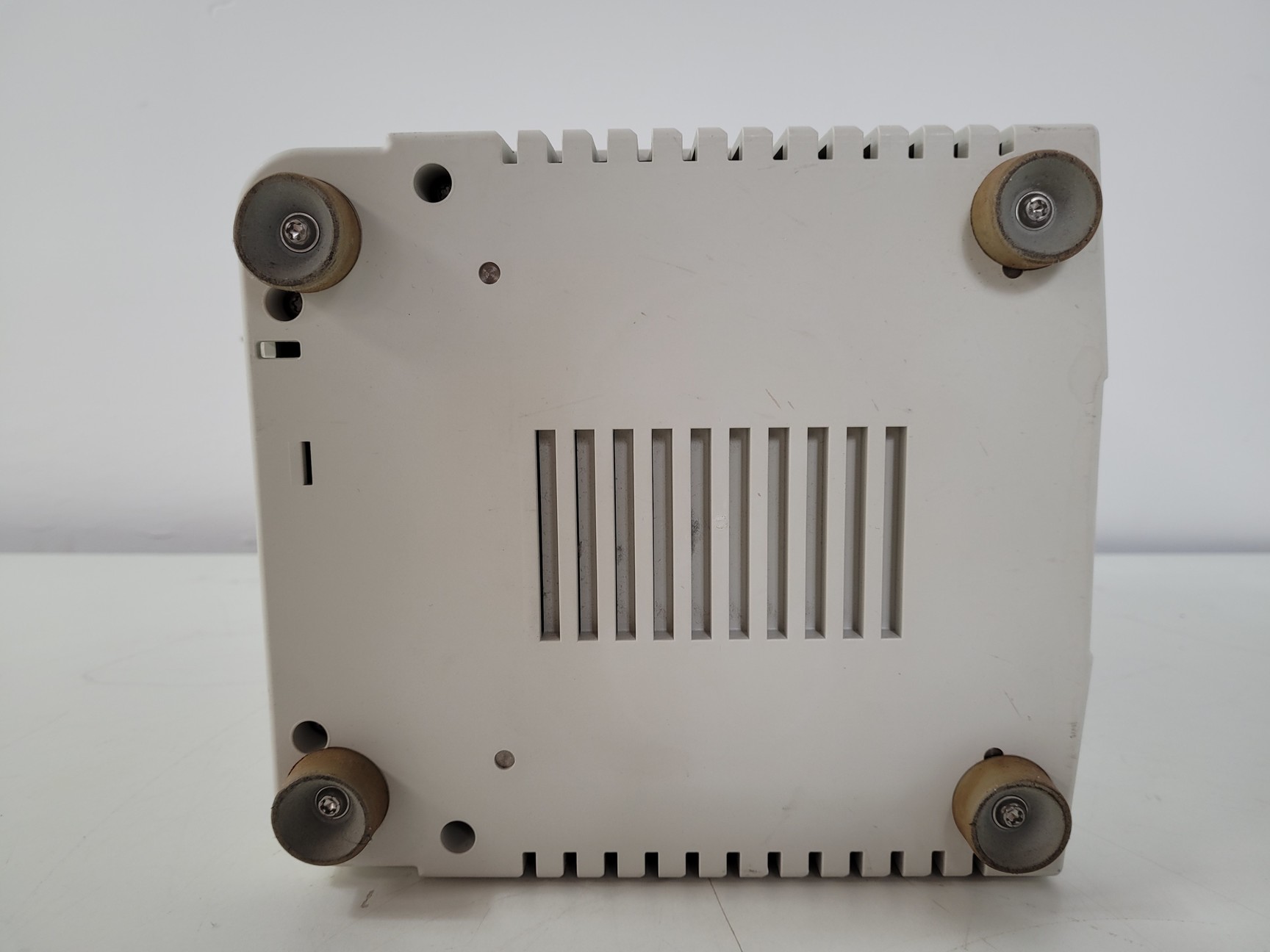 Image of Buchi Diaphragm Vacuum Pump Model V-700 Lab Spares/Repairs