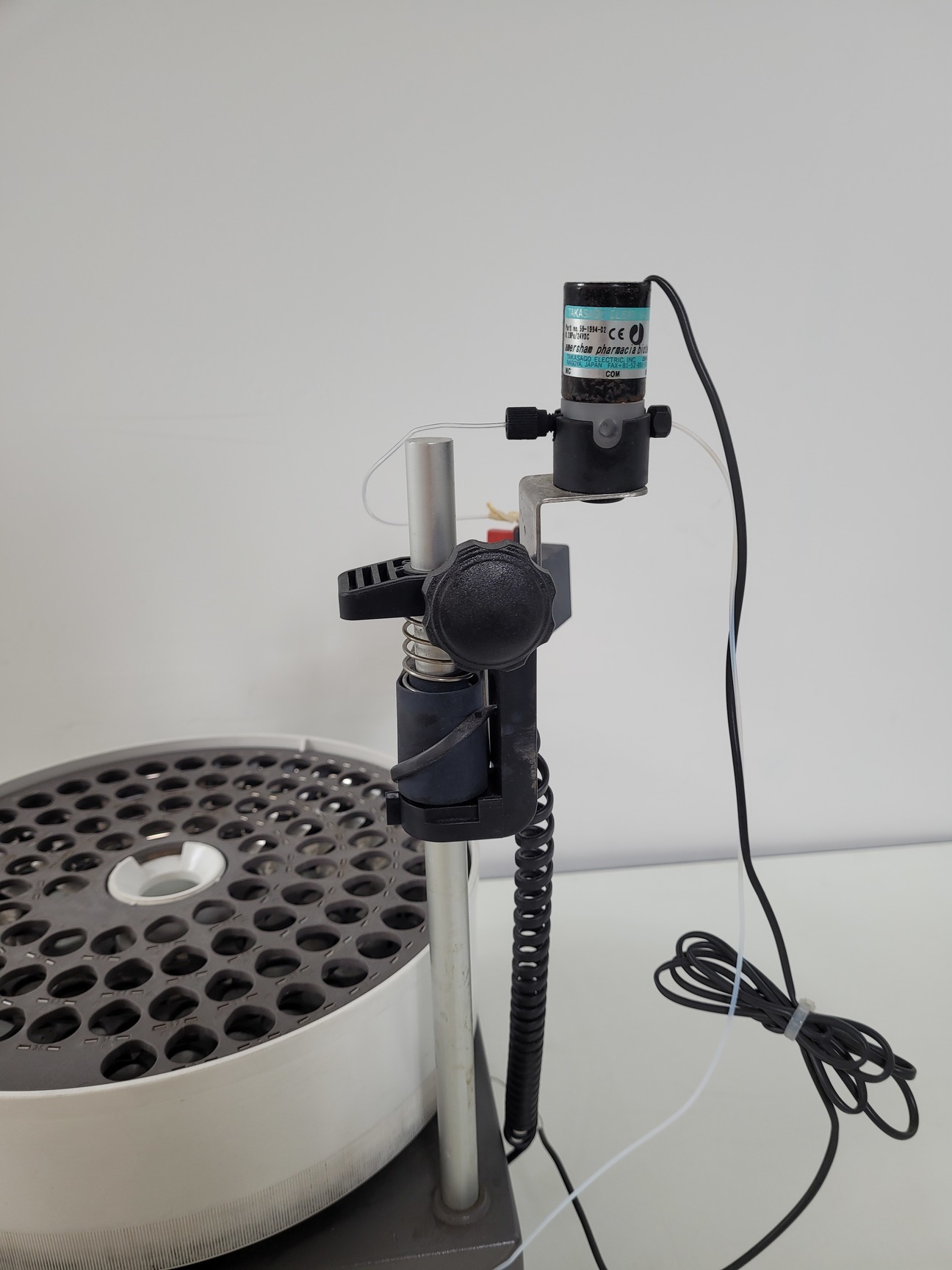 Image of Pharmacia Biotech FRAC-100 Fraction Collector Lab