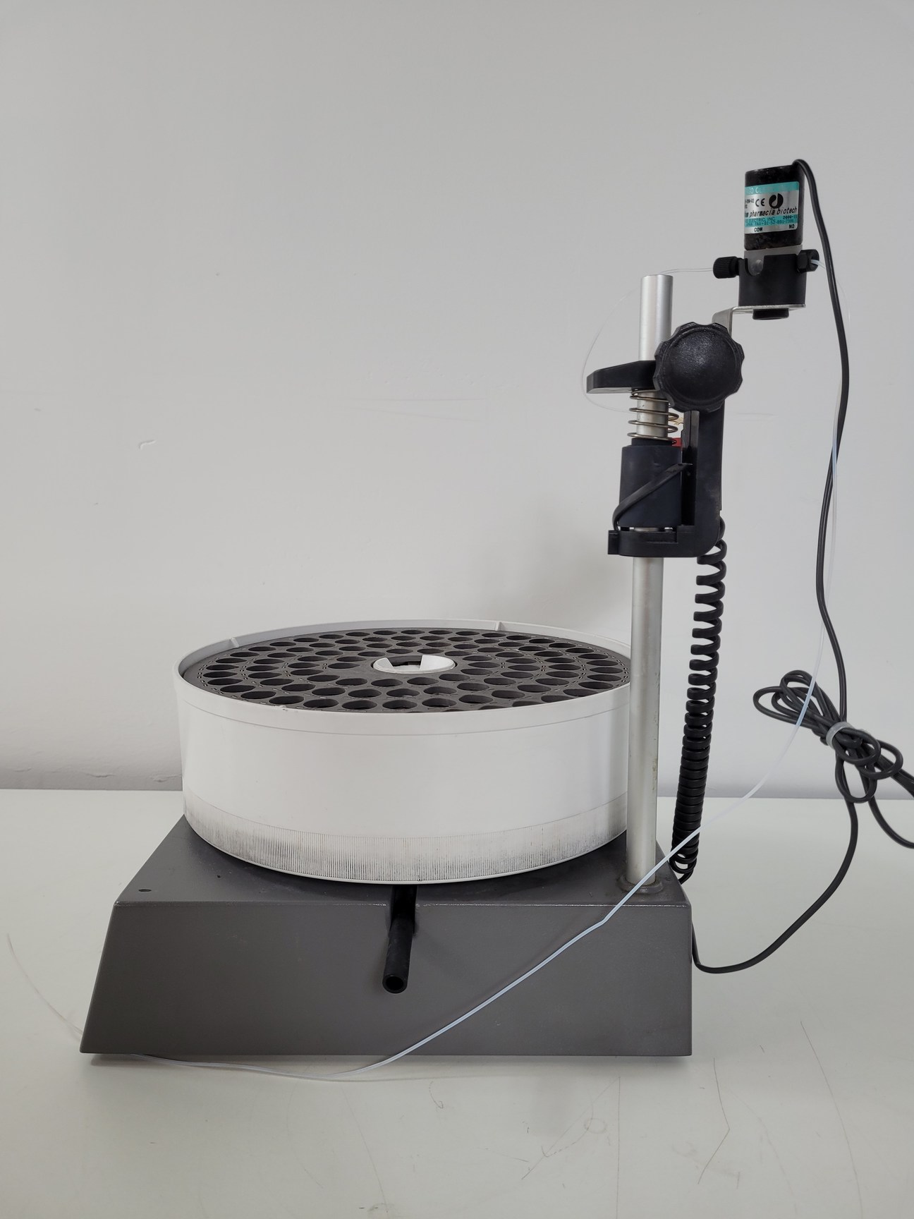 Image of Pharmacia Biotech FRAC-100 Fraction Collector Lab