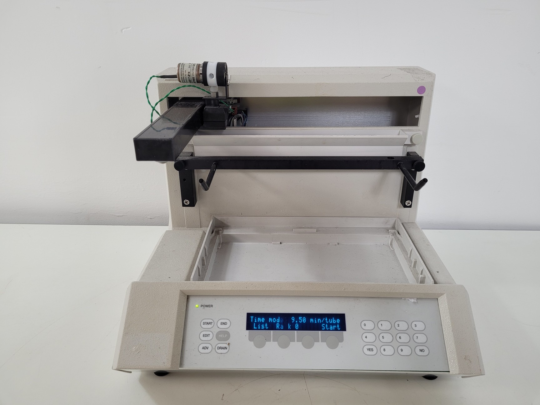 Image of Gilson Model FC-203B Fraction Collector Lab
