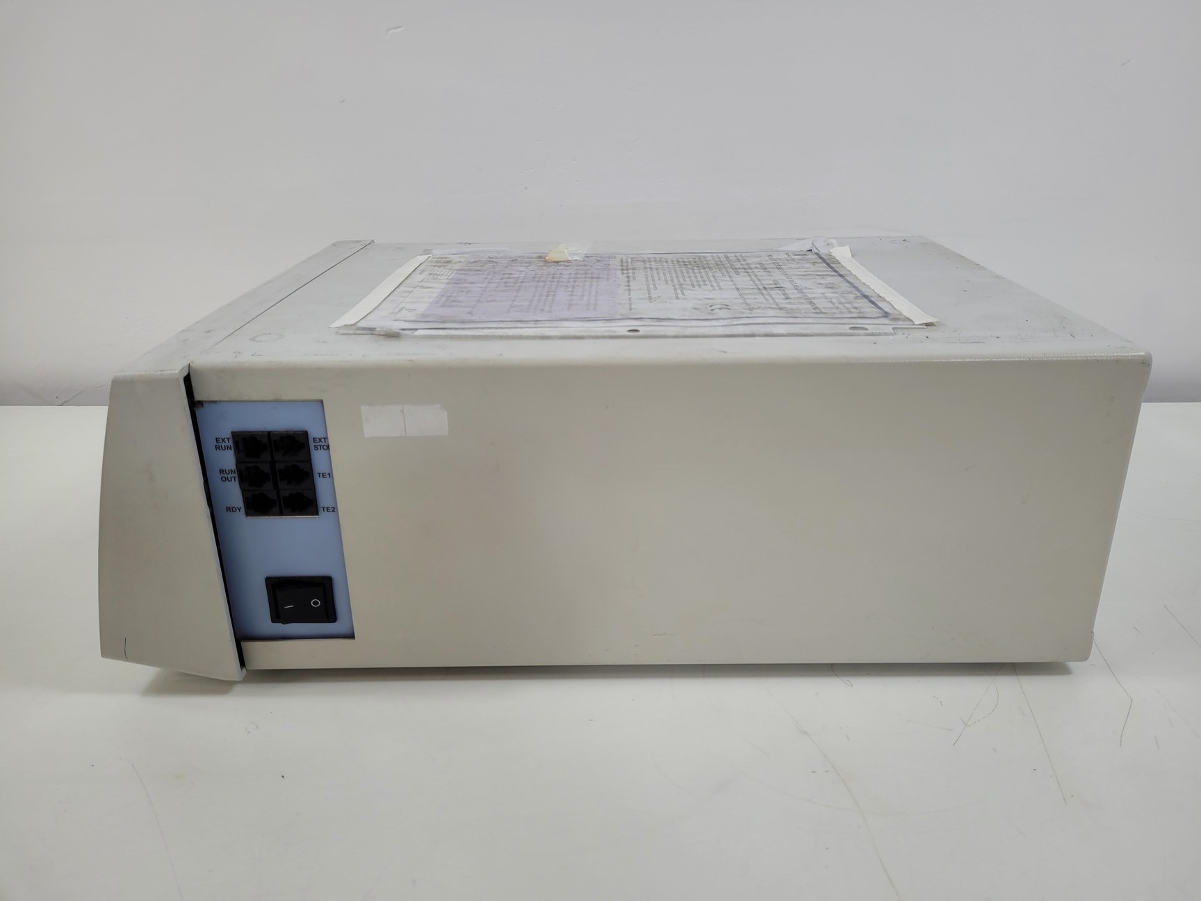 Image of Perkin Elmer Series 200 HPLC System - Degasser, Detector, Pump, Autosampler Lab