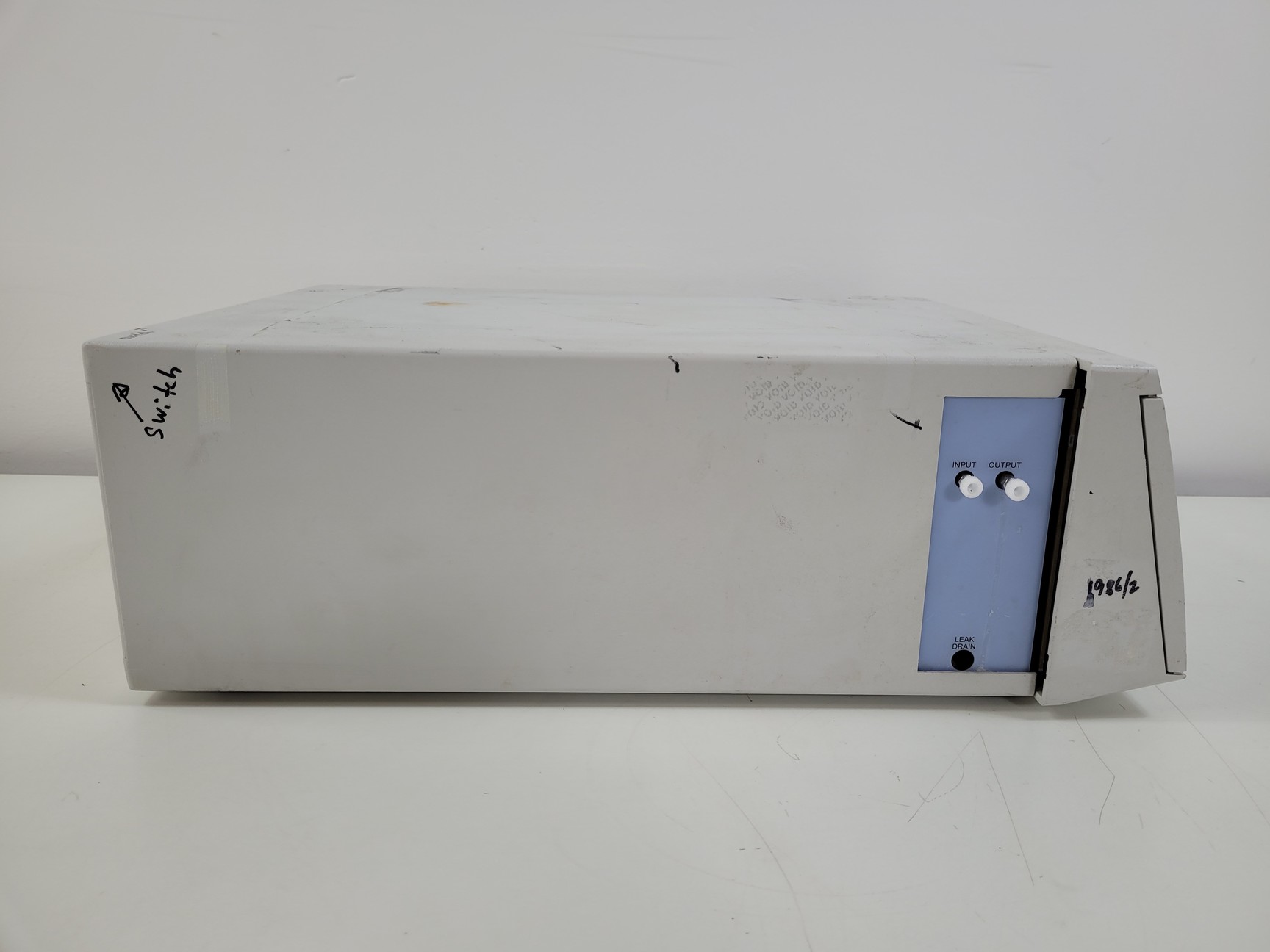 Image of Perkin Elmer Series 200 HPLC System - Degasser, Detector, Pump, Autosampler Lab