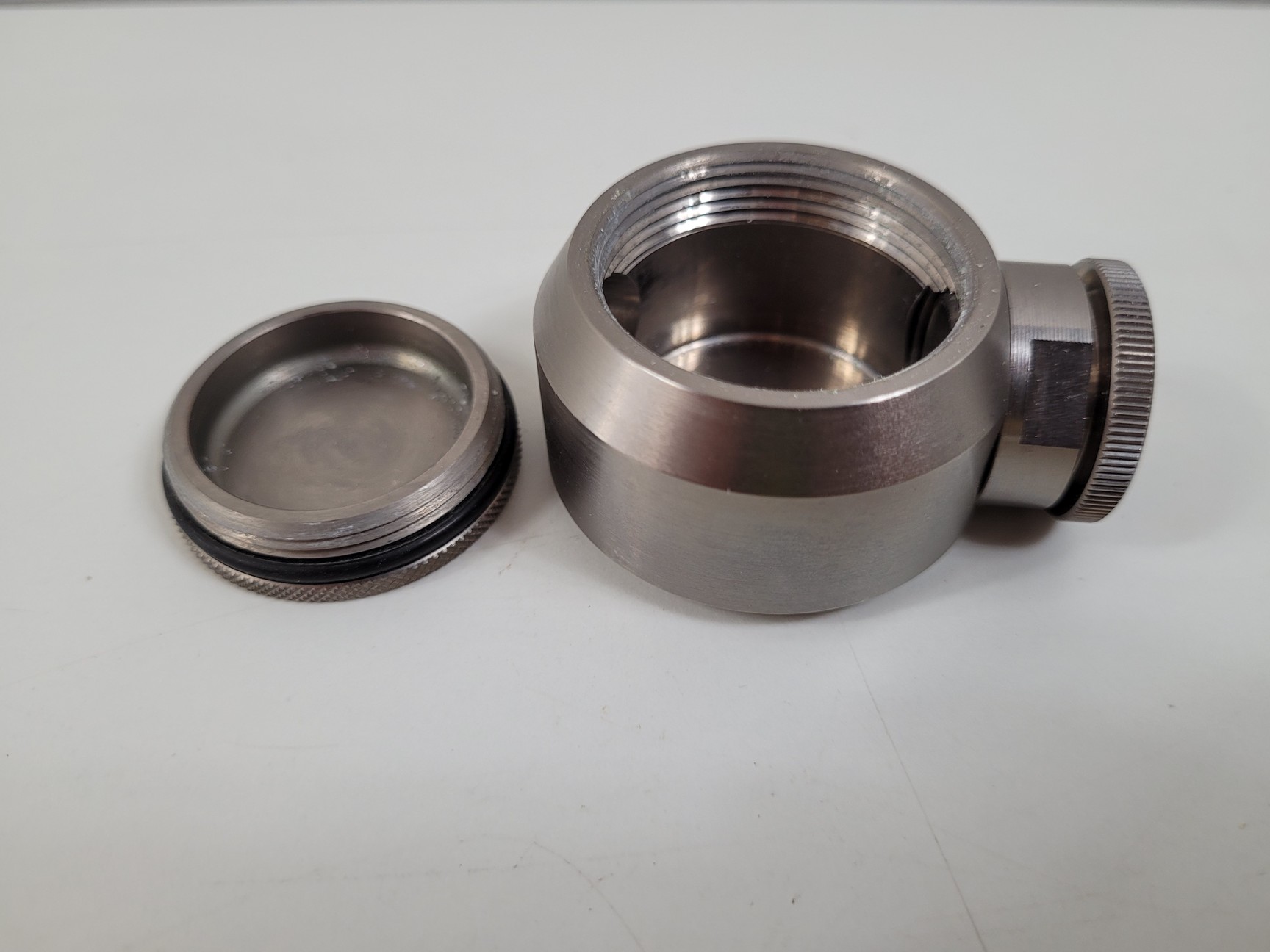 Image of 6x Perkin Elmer 13mm Dies & Other Accessories Lab