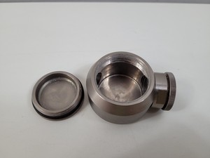 Thumbnail image of 6x Perkin Elmer 13mm Dies & Other Accessories Lab